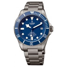 Réplique Montre Tudor Pelagos pour homme avec cadran bleu et bracelet en titane 25600TB-95820T